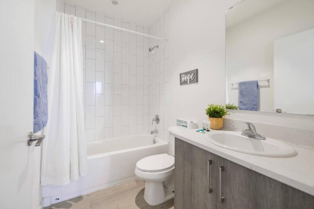 Fantastic Townhouse 15Minutes From The Beach Miami Kültér fotó