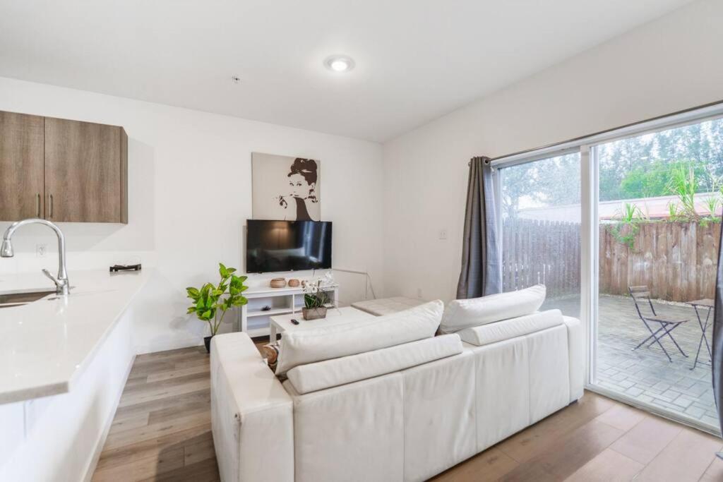 Fantastic Townhouse 15Minutes From The Beach Miami Kültér fotó